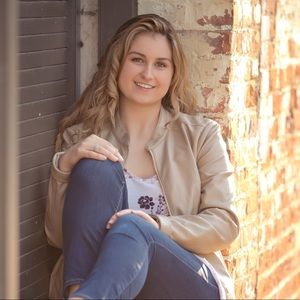 Meet your Posher, Macy